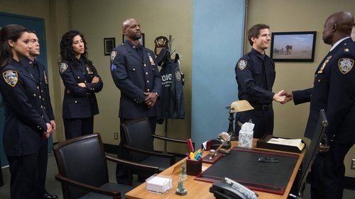 Brooklyn Nine-Nine - S1E22: Charges and Specs