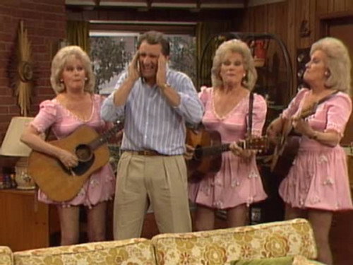 Married... with Children - S2E22: All in the Family