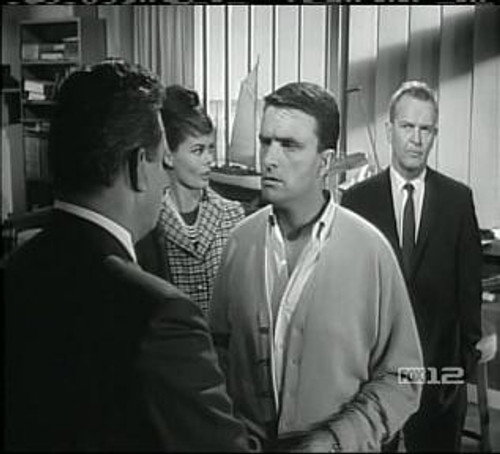 Perry Mason - S8E1: The Case of the Missing Button