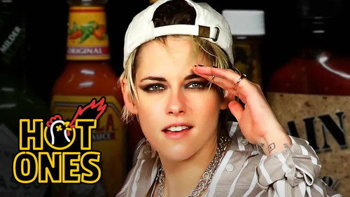 Hot Ones - S10E9: Kristen Stewart Brings the Angels to Eat Spicy Wings