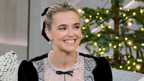 The Kelly Clarkson Show - S4E59: Zoey Deutch, Mike Rowe, Jeannie Mai