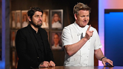 Hell's Kitchen - S20E13: Social Media in Hell