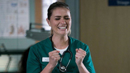 Casualty - S32E8: Blackmail
