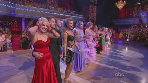 Dancing with the Stars - S9E4: Episode 902