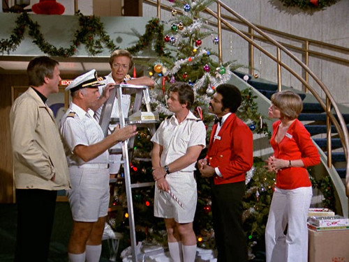 The Love Boat - S10E3: The Christmas Cruise (2)