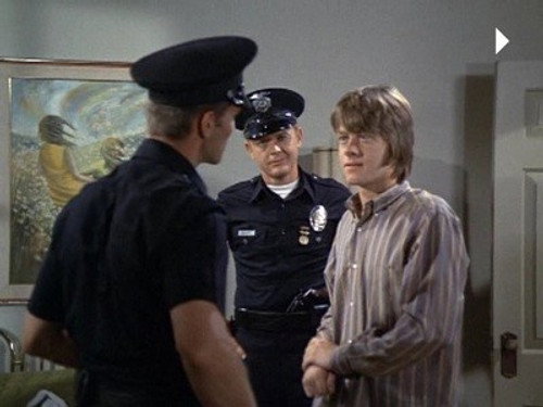 Adam-12 - S3E1: Log 174: Loan Sharks