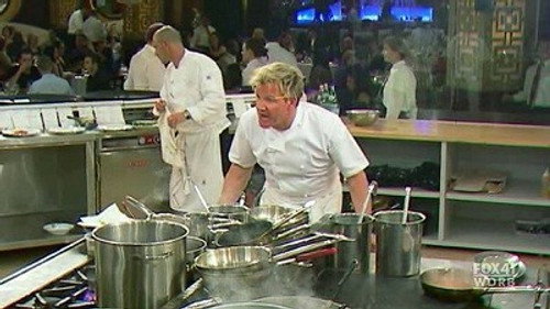 Hell's Kitchen - S7E13: 4 Chefs Compete Part 1