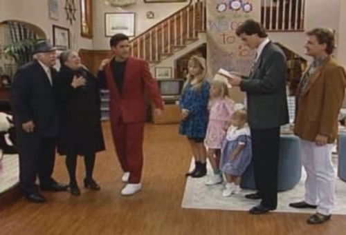 Full House - S4E1: Greek Week