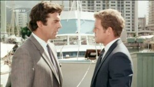 Hawaii Five-O - S1E11: By the Numbers