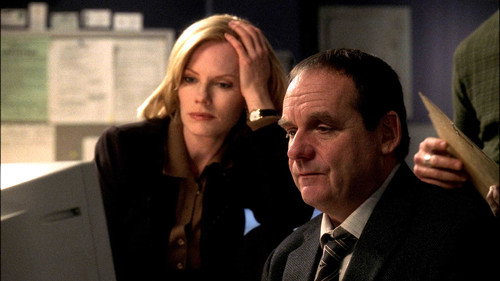 CSI: Crime Scene Investigation - S2E13: Identity Crisis