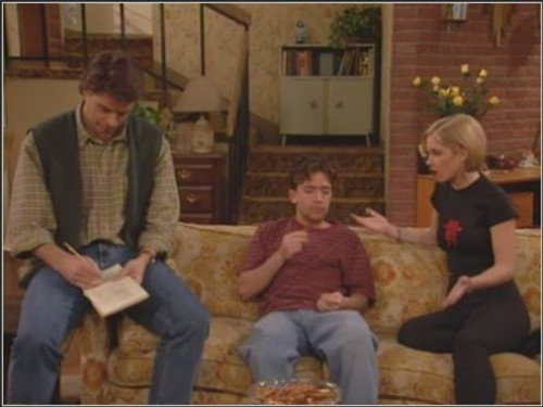 Married... with Children - S9E26: The Undergraduate