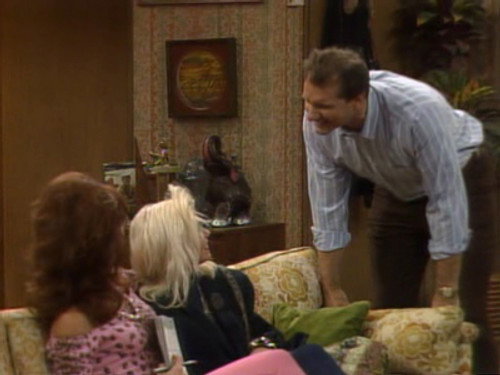 Married... with Children - S2E8: Born to Walk
