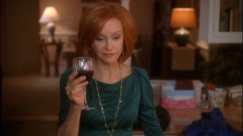 Desperate Housewives - S5E17: The Story of Lucy and Jessie