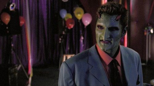 Angel - S3E9: Lullaby