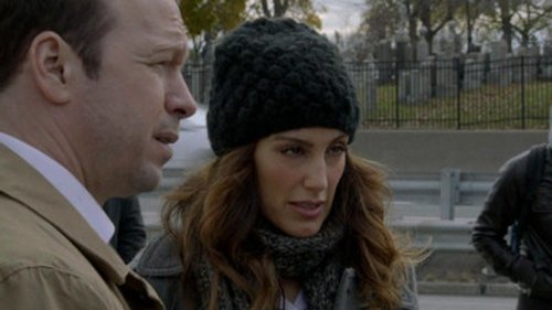 Blue Bloods - S2E11: The Uniform