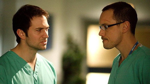 Holby City - S12E27: For the Greater Good