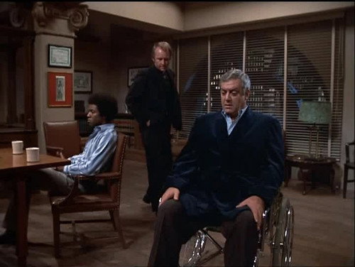 Ironside - S5E1: Priest-Killer