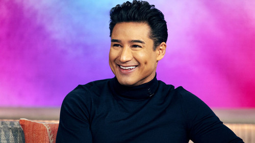 The Kelly Clarkson Show - S5E35: Mario Lopez, Shane McAnally, Cast of "Shucked"
