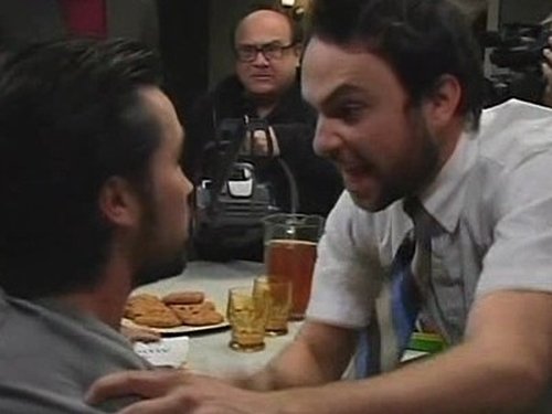It's Always Sunny in Philadelphia - S3E10: Mac Is a Serial Killer