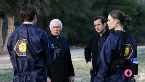 Bones - S2E17: The Priest in the Churchyard
