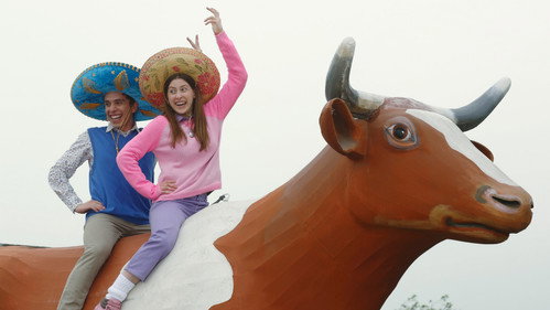 The Middle - S6E19: Siblings and Sombreros