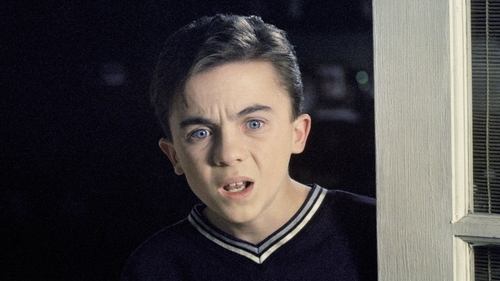 Malcolm in the Middle - S1E14: The Bots and the Bees