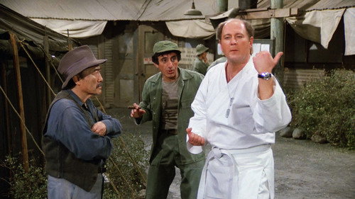 M*A*S*H - S9E14: Oh, How We Danced