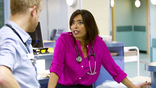 Casualty - S27E1: Kansas
