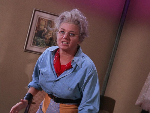 Batman - S2E9: The Greatest Mother of Them All