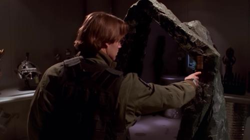 Stargate SG-1 - S1E20: There But For the Grace of God