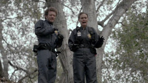 Bones - S7E10: The Warrior in the Wuss