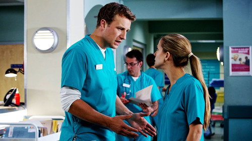 Casualty - S28E16: No Place Like Home