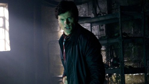 Smallville - S10E8: Abandoned