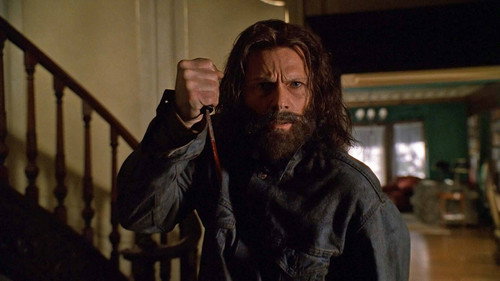 The X-Files - S9E12: Underneath