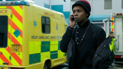 Casualty - S26E27: Ricochet: What Goes Around Comes Around (3)