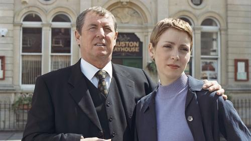 Midsomer Murders - S2E1: Death's Shadow