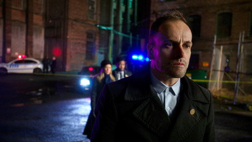 Elementary - S7E12: Reichenbach Falls
