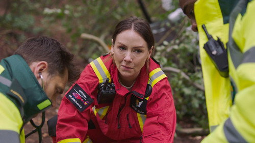 Casualty - S39E12: Charlie