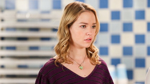The Goldbergs - S9E13: A Peck Of Familial Love