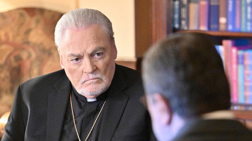 Blue Bloods - S10E18: Hide in Plain Sight