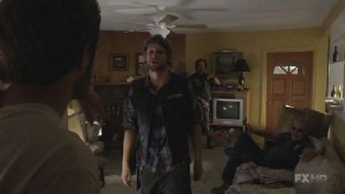 Sons of Anarchy - S2E8: Potlatch