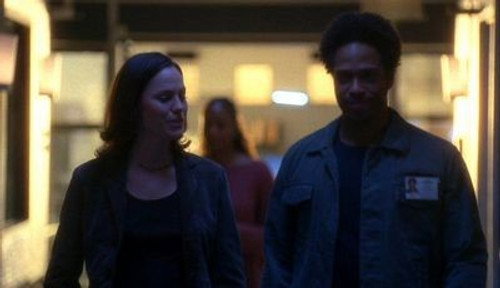 CSI: Crime Scene Investigation - S4E20: Dead Ringer