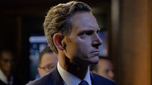 Scandal - S6E1: Survival of the Fittest