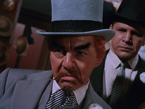 Batman - S1E13: The Thirteenth Hat