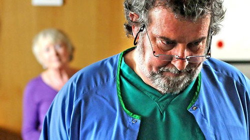 Holby City - S12E4: The Professionals