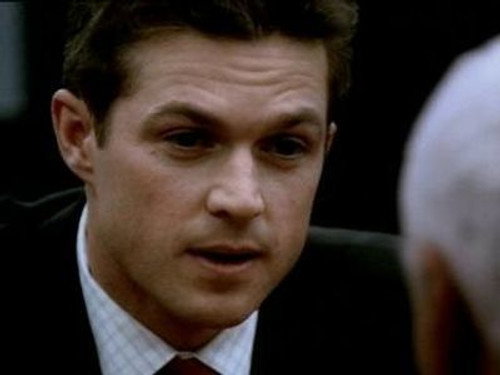 Without a Trace - S1E12: Underground Railroad