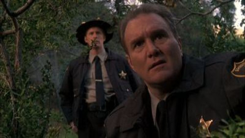 Criminal Minds - S1E10: The Popular Kids