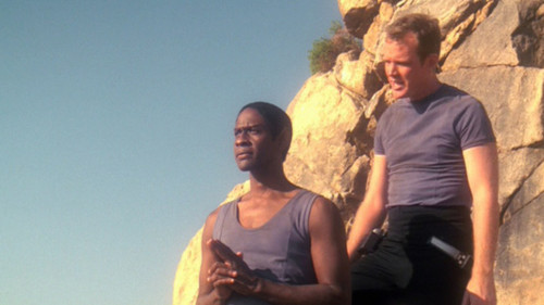 Star Trek: Voyager - S5E13: Gravity