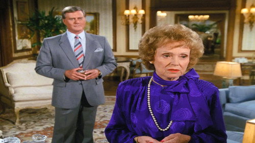 Dallas - S9E6: Mothers
