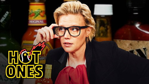 Hot Ones - S28E3: Kate McKinnon Gets Weird While Eating Spicy Wings
